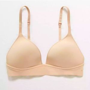 Like New Aerie Wireless